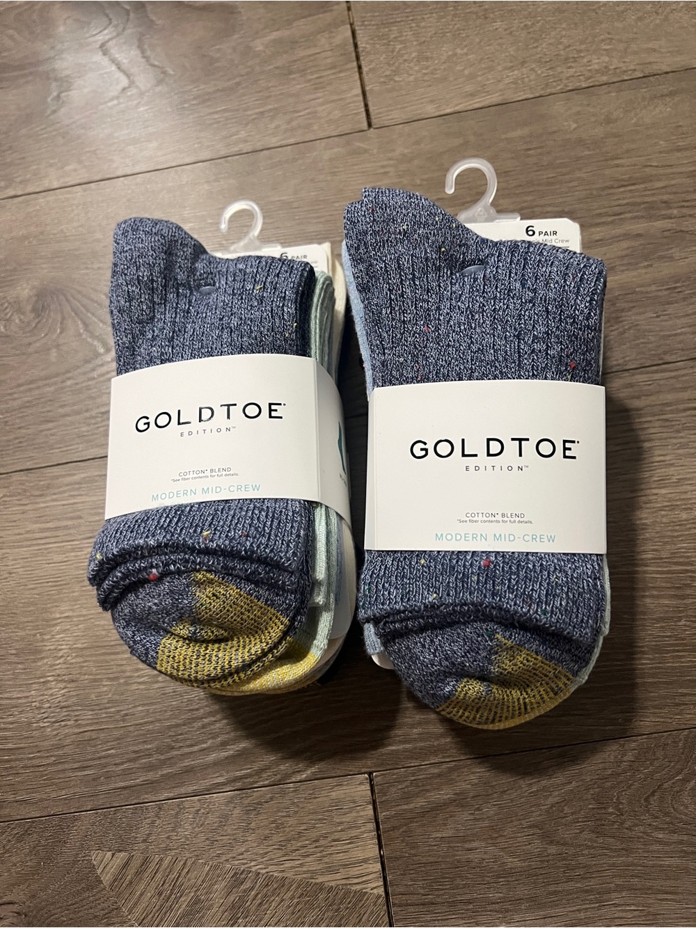 Goldtoe 12 Pairs Mid Crew Socks Size 6-9 New